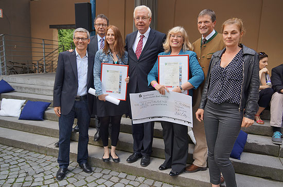 Staatsminister Thomas Kreuzer und die Preisträger des Drehbuchpreis Oberaudorf 2013 (©Foto: Martin Schmitz)